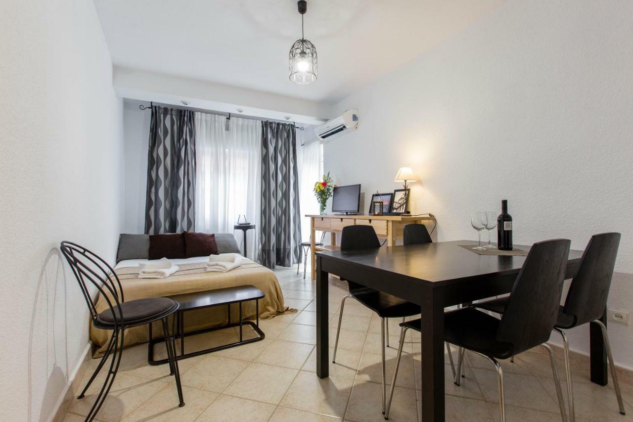 3 Habitaciones Apartamento Temporada Lucero 3 Habitaciones Madrid Luaran gambar